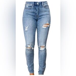 Judy Blue Light Blue Distressed Skinny fit high rise Jeans. Women size 11/30